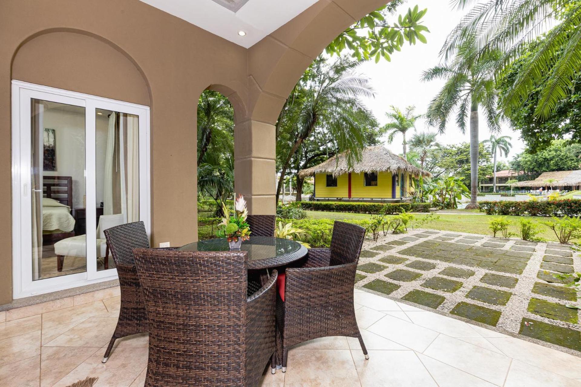 Matapalo 103- 2 Bedroom Poolside Condo At Tamarindo Eksteriør billede